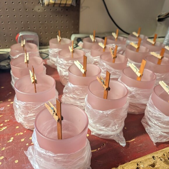 Sea Salt & Lavender Hand Poured Soy Wax  Candle - Picture 4 of 7